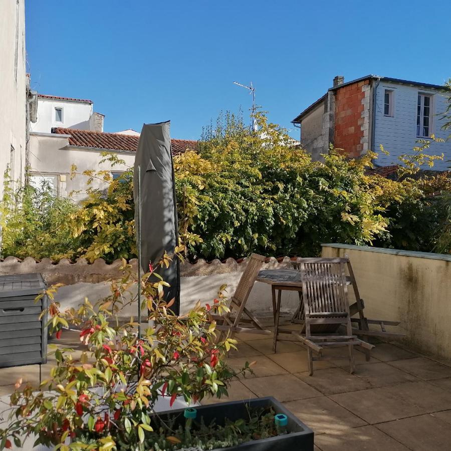 L Appart Des Cloutiers, Terrasse De 25M2 La Rochelle  Bagian luar foto